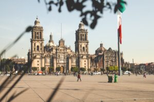 La importancia de los comprobantes fiscales en las operaciones de los negocios en México 2023